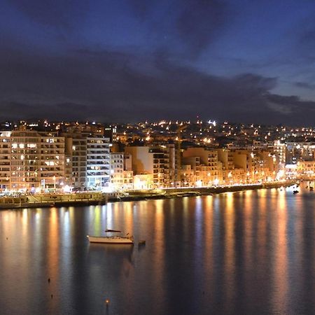 Marvellous Apartment With Valletta And Harbour Views Sliema Exteriér fotografie