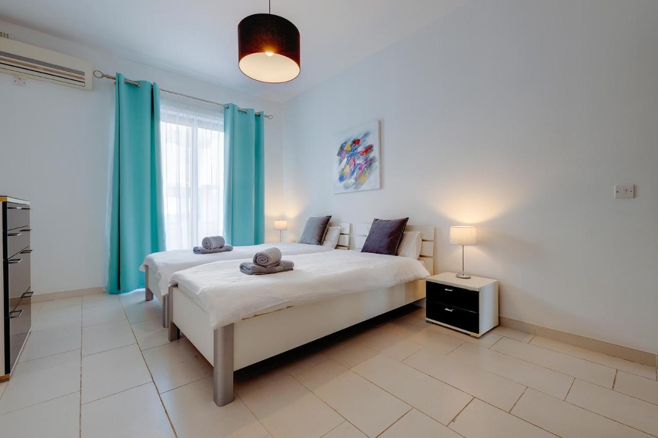 Marvellous Apartment With Valletta And Harbour Views Sliema Exteriér fotografie