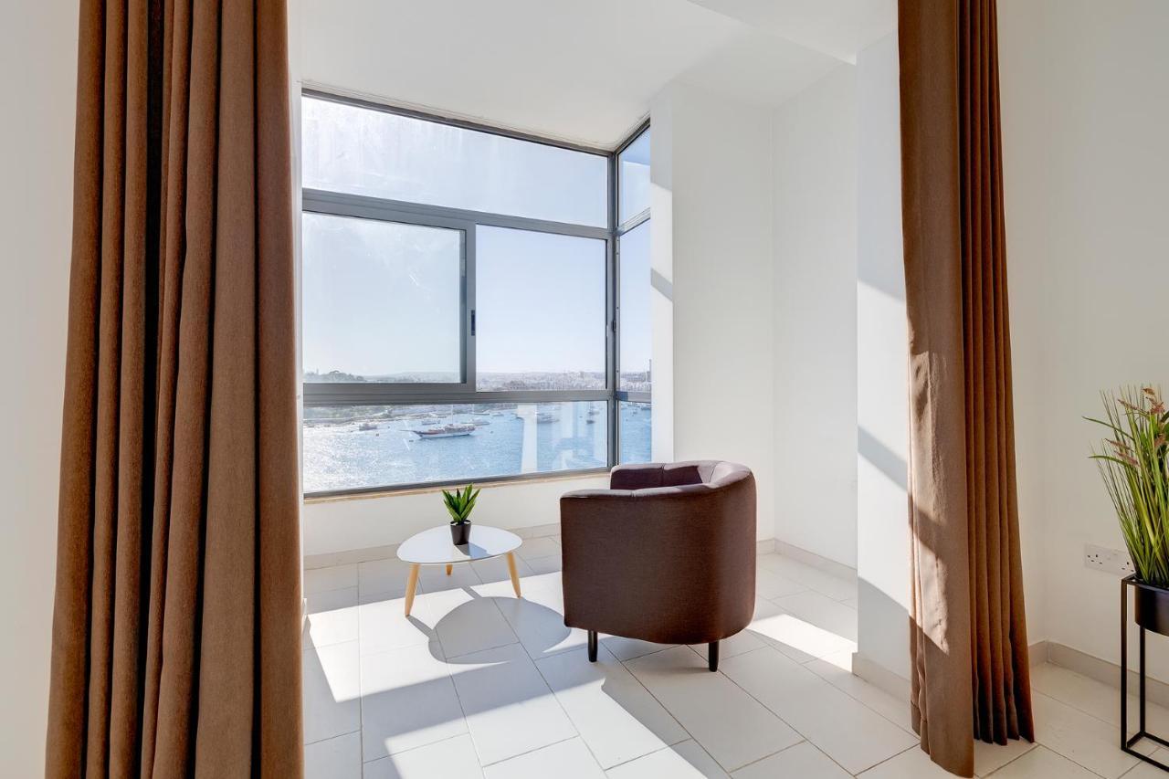 Marvellous Apartment With Valletta And Harbour Views Sliema Exteriér fotografie