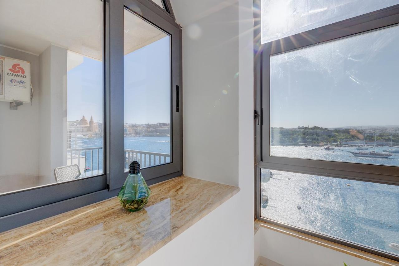 Marvellous Apartment With Valletta And Harbour Views Sliema Exteriér fotografie