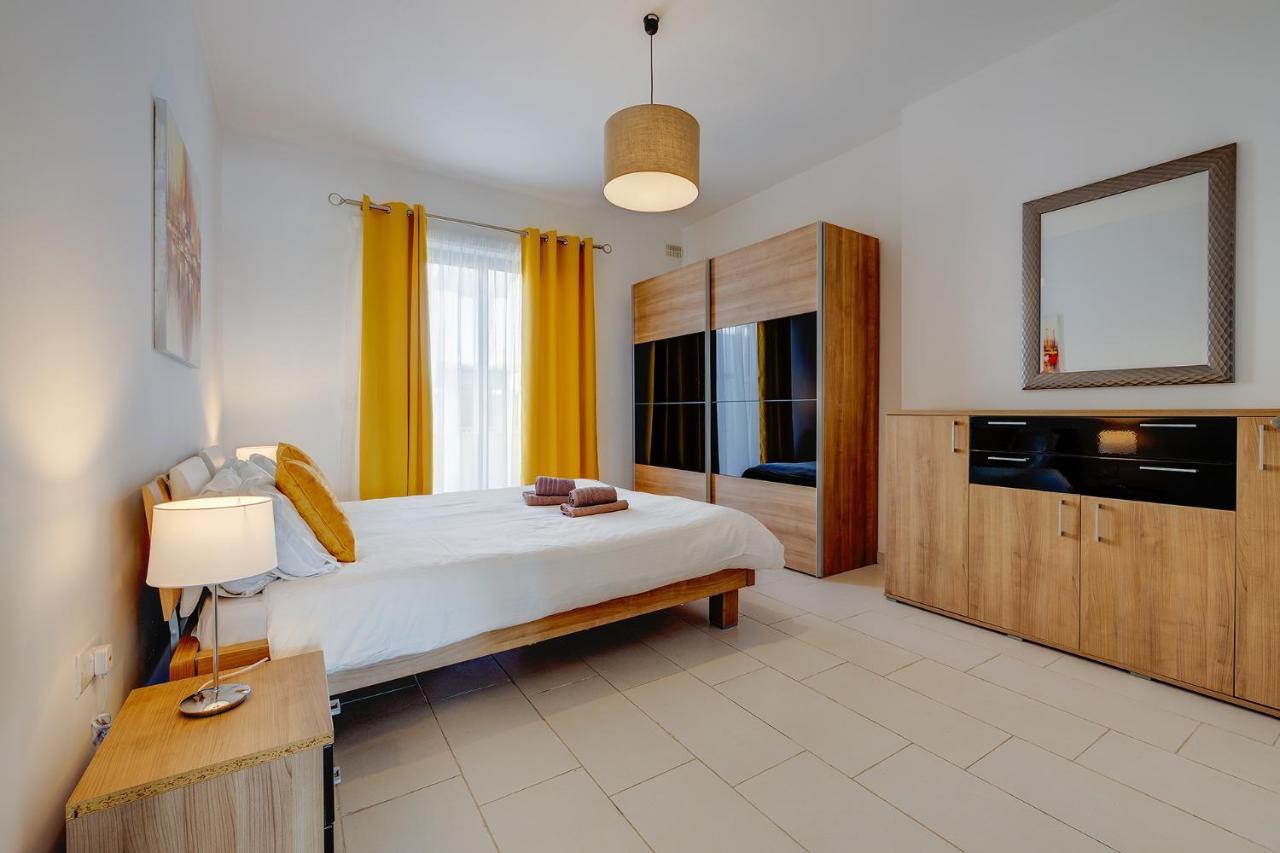 Marvellous Apartment With Valletta And Harbour Views Sliema Exteriér fotografie