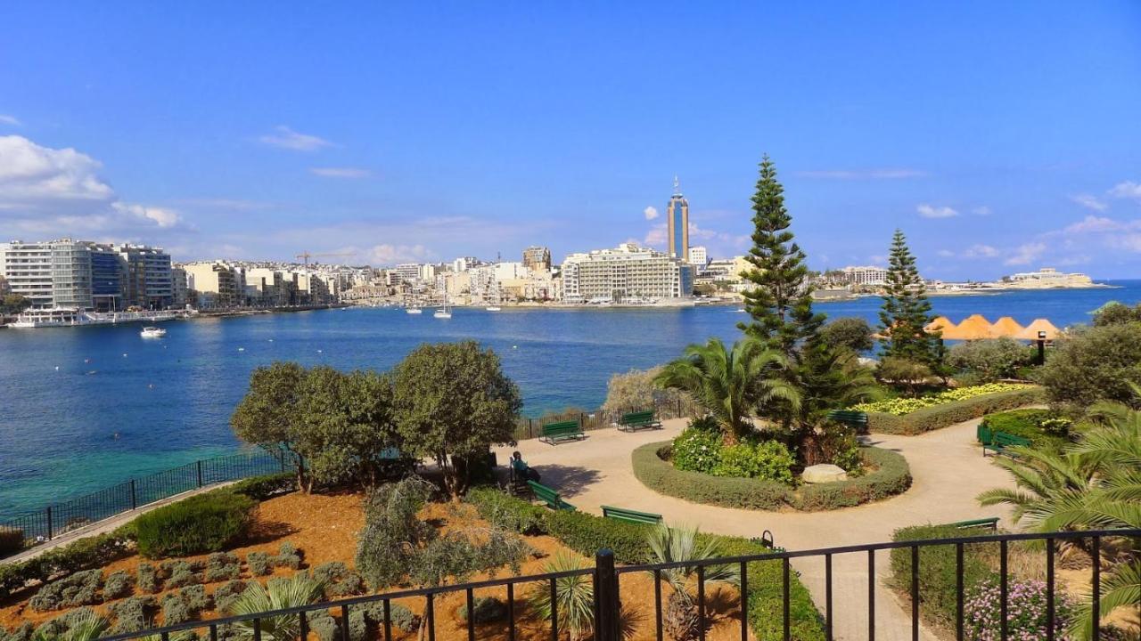 Marvellous Apartment With Valletta And Harbour Views Sliema Exteriér fotografie