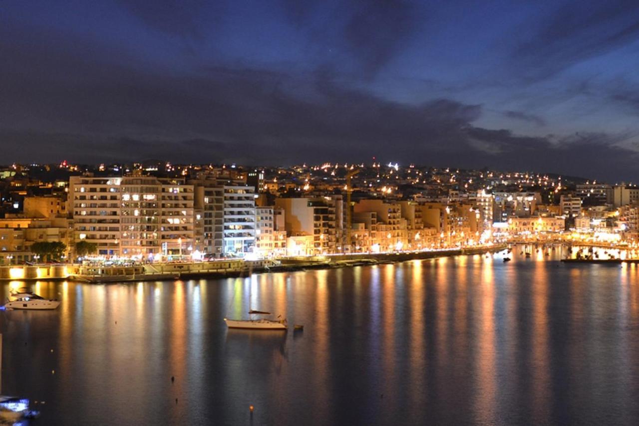 Marvellous Apartment With Valletta And Harbour Views Sliema Exteriér fotografie