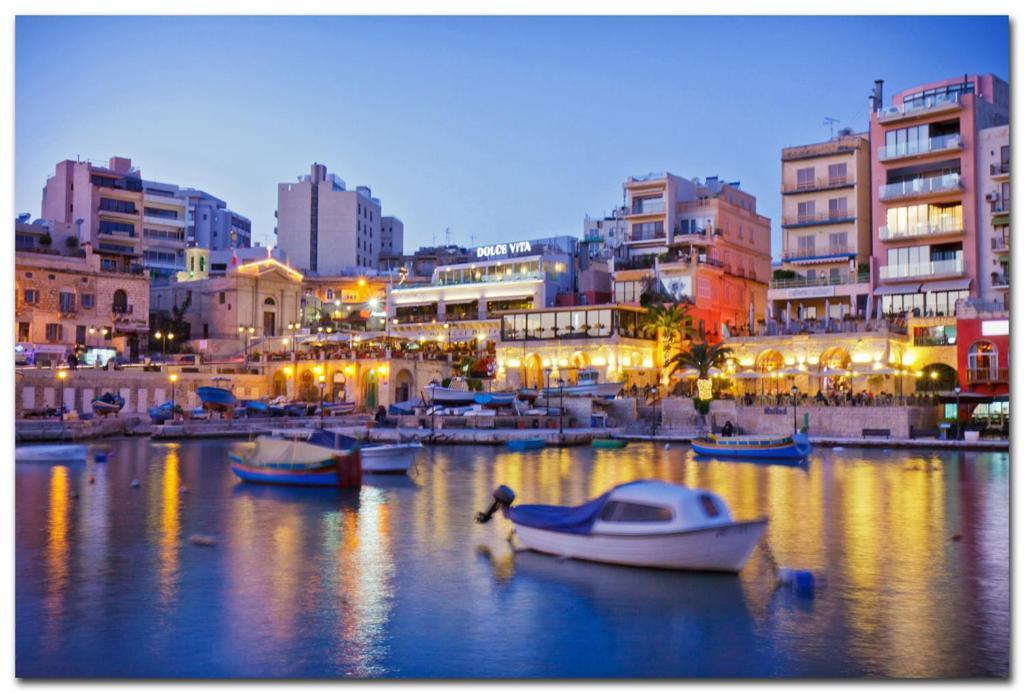 Marvellous Apartment With Valletta And Harbour Views Sliema Exteriér fotografie